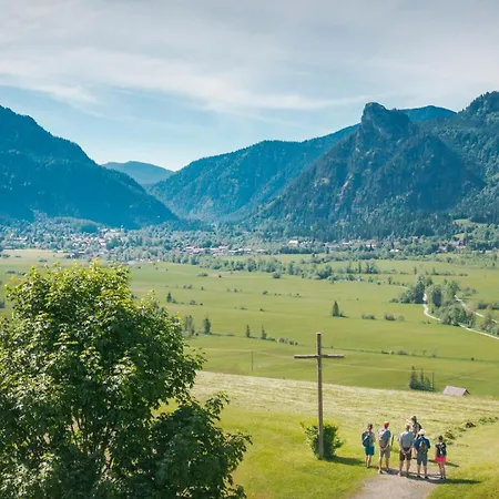 Ferienwohnungen Alpenflair - Barrierefrei Urlauben Oberammergau Exterior photo